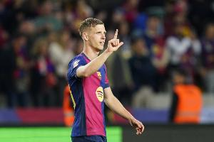 世体：奥尔莫可出战国王杯决赛，并以巴萨注册球员身份完成本赛季