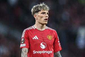 天空体育：曼联预计转会窗后期会有球队正式报价加纳乔