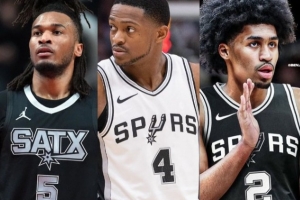 记者：未来两年内 福克斯&卡斯尔&哈珀至少一人会离开马刺