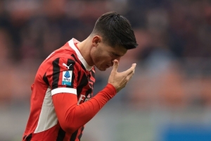 迪马：科莫将签莫拉塔，付加拉塔萨雷300万+奖金换取提前结束租借