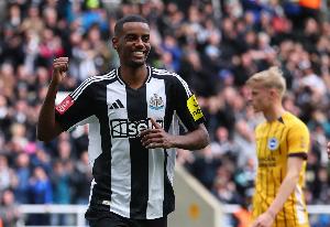 罗马诺：利物浦将集中精力签伊萨克，球员只想离开并加盟利物浦