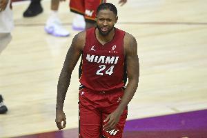 Scotto：海史密斯成功接受右膝半月板撕裂修复手术 预计休8-10周