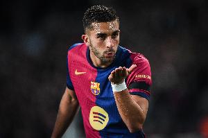 世体辟谣费兰-托雷斯传闻：巴萨不会放他去沙特，球员也无意离队