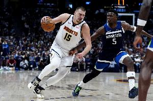 为圣诞大战预热！森林狼官推：过去6场对阵掘金取得全胜