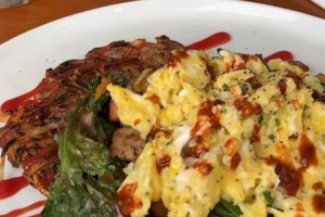 爱吃辣🥵詹姆斯晒晚餐加墨西哥辣酱：总能带来额外的风味和刺激