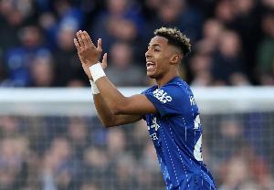 英媒：哈钦森可能3750万镑加盟诺丁汉森林，切尔西分到400万分成