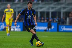 罗马诺：沙特联升班马接触帕瓦尔谈转会，交易取决于球员本人决定