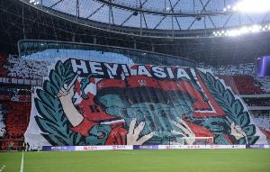 澎湃新闻：亚冠对于中超球队来说是不是鸡肋？各方意见不一