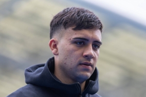 德天空：药厂在和布莱顿谈布纳诺特，多特也在竞争&报价埃切维里