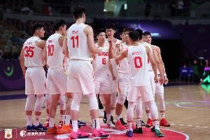 中国男篮已启程回国 抵达海口后原地解散 教练组将总结此次亚洲杯