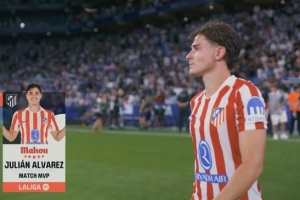 任意球圆月弯刀！阿尔瓦雷斯当选西班牙人2-1马竞全场最佳球员