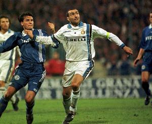 贝尔戈米：最强队友是和大罗和马特乌斯，罗尼的技术速度无人能及