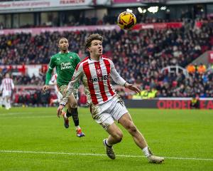 Here we go！罗马诺：利物浦19岁边锋库马斯将租借加盟伯明翰