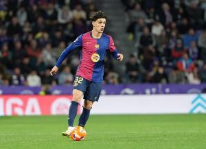 世体：巴萨优先考虑外租福特锻炼，马洛卡、科莫都对球员感兴趣