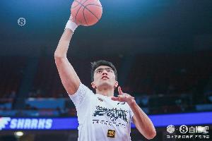 上赛季场均5.1分4.7板 媒体人：宁波男篮两年合同引进鲁吐布拉