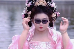 刘禹彤晒日常视频：蓄谋已久 不如说走就走 长安野生游的一天