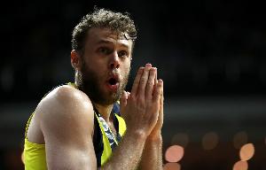 NBA旧将！梅利15分7板5助2帽全队最高 加里纳利5罚全中贡献8分