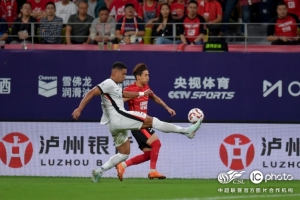 上海海港客场1-4成都蓉城，下一轮将于9月12日主场迎战云南玉昆