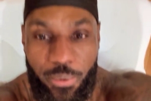 老骥伏枥！詹姆斯晒凌晨5点43分训练：早间的训练打卡！