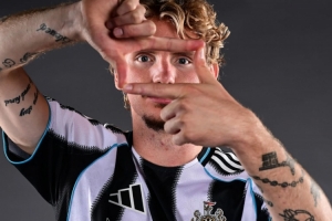 沃尔特马德谈选择27号球衣原因：这是我母亲的生日，她对此很开心