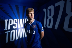 真有钱吧！伊普斯维奇官宣19岁前锋，1750万镑破英冠转会费纪录