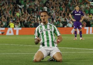 记者：安东尼转会费总价2500万镑，曼联有50%未来转会分成