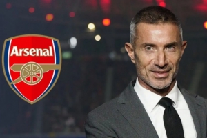 枪手最佳引援！贝尔塔20多岁时放弃银行工作投身足球，把母亲气晕