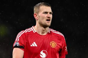 德里赫特：我们当然支持阿莫林，主要责任都在我们球员身上