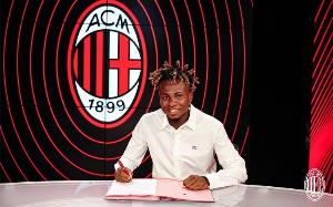 斯基拉：丘库埃泽接近先租后买加盟富勒姆，总价约2500万欧元