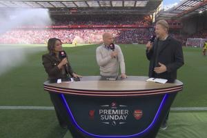 🤔舒梅切尔：只有红军在踢球！枪手就是等定位球，太让人恼火了