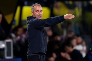 弗里克：对巴萨表现非常不满失误太多了，VAR缺失并不是我的职责