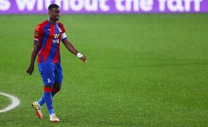 记者：利物浦正和水晶宫就格伊谈判，希望同日敲定伊萨克