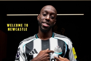 维萨：很早就想成为纽卡球员了，上赛季和本赛季我都看了纽卡比赛