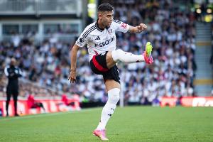 佩帝！A-佩雷拉上赛季至今在禁区内成功传中42次，是英超同期最多