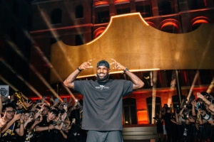 詹姆斯：23代是我最骄傲的一代战靴 每一款配色都铭刻着生涯高光