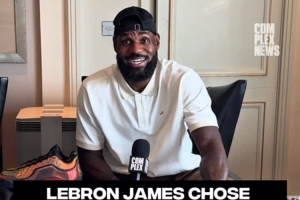 詹姆斯：詹23代战靴的23款配色对应着我生涯的23个故事