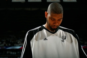 NBA收视率下降!布莱恩-肖：以前很多人读完大学才参选 有粉丝基础