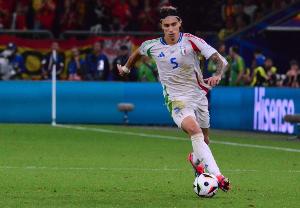 关键缺阵？被以色列进4球，意大利后防首发仅替换卡拉菲奥里