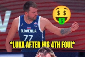 东契奇第三节领到个人第四犯后 向裁判比出数钱手势