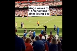 阿森纳主场球迷嘲讽“你们是伪装的热刺吗？“，澳波淡定挥手致意