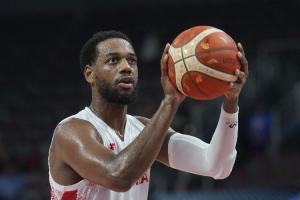 NBA没下手？场均22.4分！波兰归化后卫接近去艾菲斯 和GOAT当队友