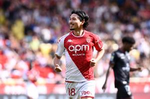 南野拓实已成为法甲历史上进球最多的日本球员，共打入18球