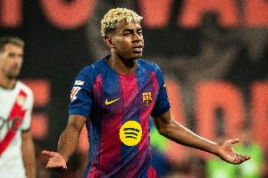 每体：亚马尔今日未参与球队合练，大概率缺席对阵纽卡的欧冠首轮