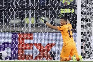 鲁利单场欧冠扑救13+、扑救禁区内射门10+ 近22年欧冠各仅5人做到