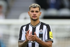 吉马良斯选世界最佳球员无视伊萨克，遭球迷调侃：有人酸了🍋