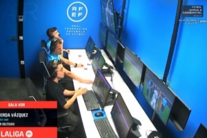 记者：皇马vs皇社VAR裁判预计将继续执法巴列卡诺vs塞尔塔