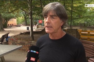 诺伊尔是否回德国队？勒夫：他是最佳门将，综合能力在所有人之上