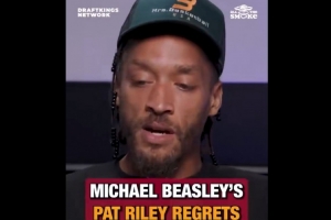 迈克尔-比斯利谈与莱利关系：他对待我就像对待亲儿子一样