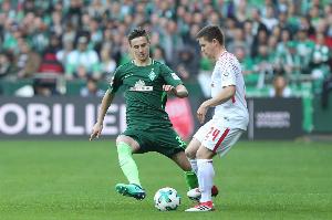 不莱梅将帅：拜仁首个进球前的角球犯规在先，点球判罚也存在疑问