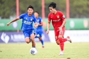 中乙联赛第27轮，上海海港富盛经开队主场0-0泉州亚新队